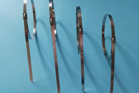 自鎖式不銹鋼扎帶怎么解開？