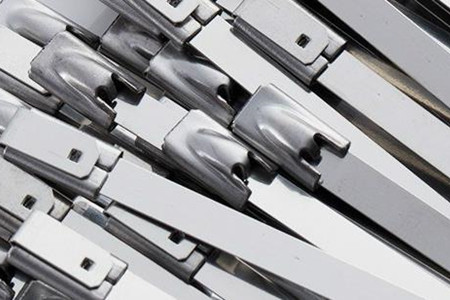 不銹鋼扎帶的種類、特點(diǎn)和固定方式