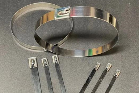 不銹鋼扎帶的規(guī)格、應(yīng)用領(lǐng)域和選擇方法