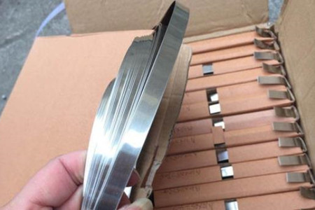 普通不銹鋼扎帶的耐用性好嗎？解析其優(yōu)缺點