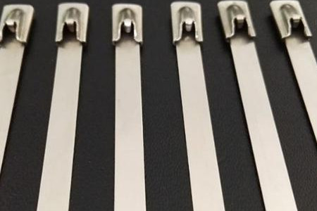 選擇哪個(gè)不銹鋼扎帶廠家比較好？