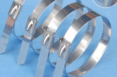 不銹鋼扎帶在通信、管道及航空行業(yè)的應(yīng)用