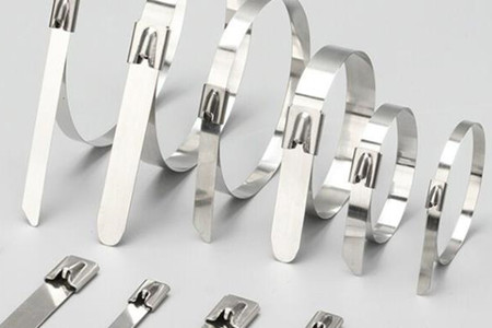 如何提高不銹鋼扎帶的捆扎效果？利用緊固工具！