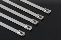 不銹鋼扎帶的包塑和噴塑工藝有什么區(qū)別？